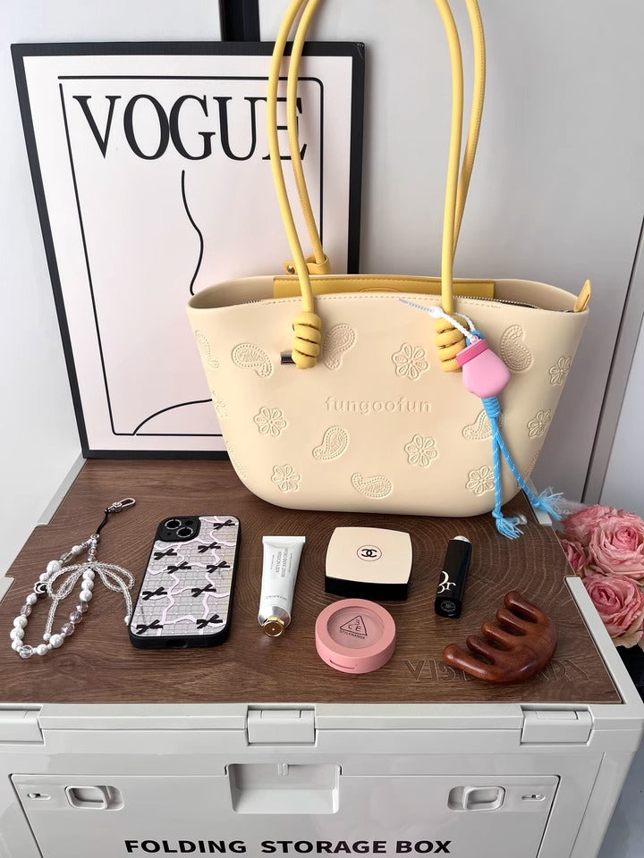 Handbag + pochette intérieure zip